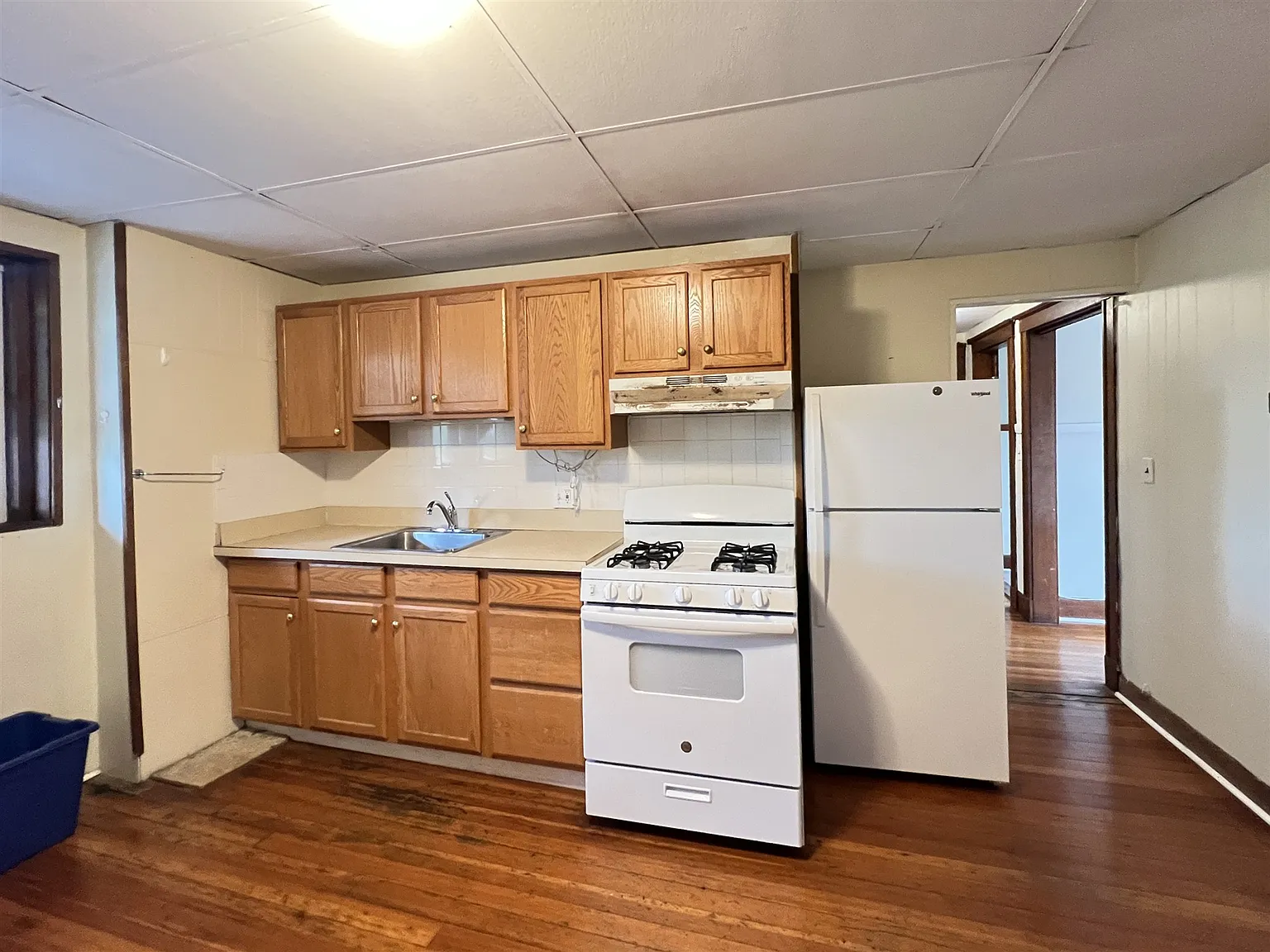 3 bed, $3,700 — Photo 2