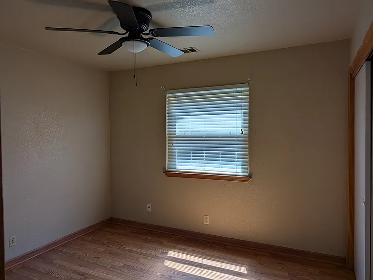 3524 E Roosevelt Ave — Photo 6