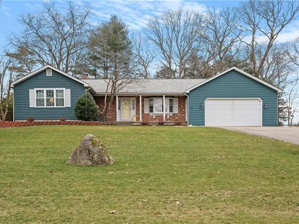 60 David St, Cumberland, RI 02864