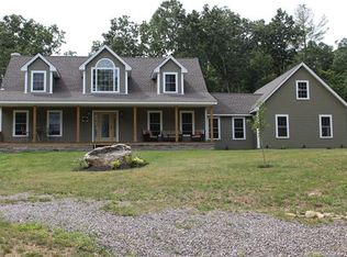 105 Chaffeeville Rd, Mansfield, CT 06250