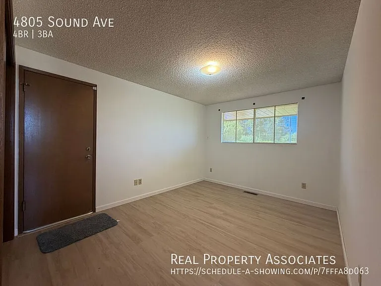4805 Sound Ave — Photo 13