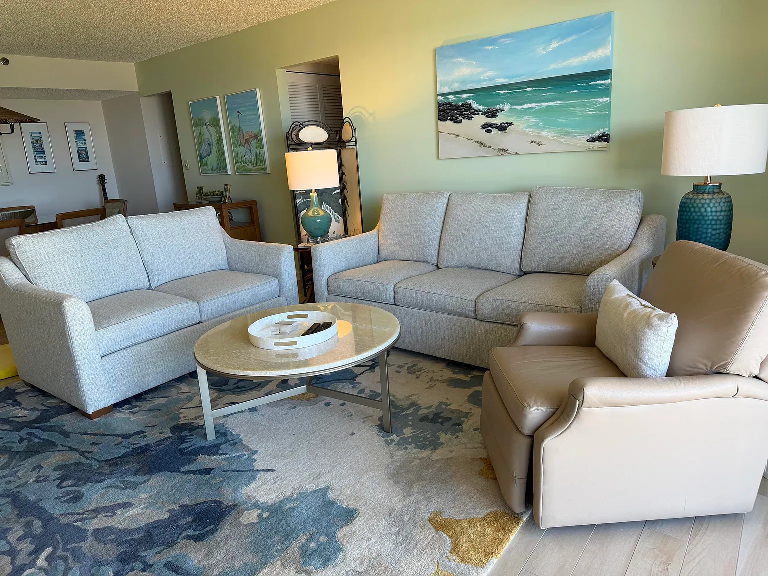 2 bed, 2.0 bath, 1170 sqft, $8,500 — Photo 3