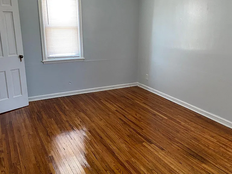 1504 E Whittier St — Photo 21