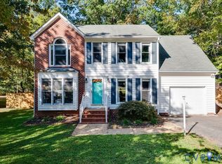 1526 Crawford Wood Dr, Midlothian, VA 23114
