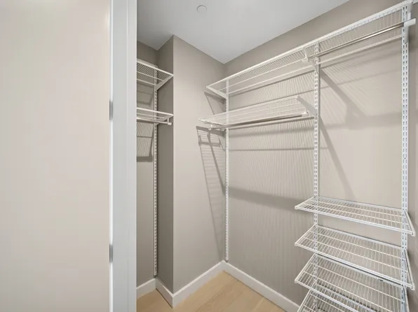 567 Fulton Street image 4 of 27