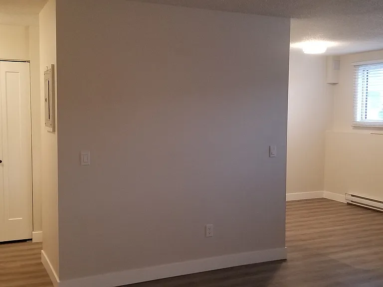 165 Edmonton Ave — Photo 19