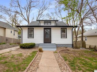 3316 N 55th St, Omaha, NE 68104
