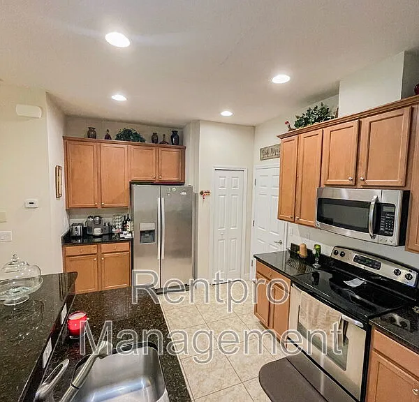11567 84th Street Cir E #105 — Photo 3