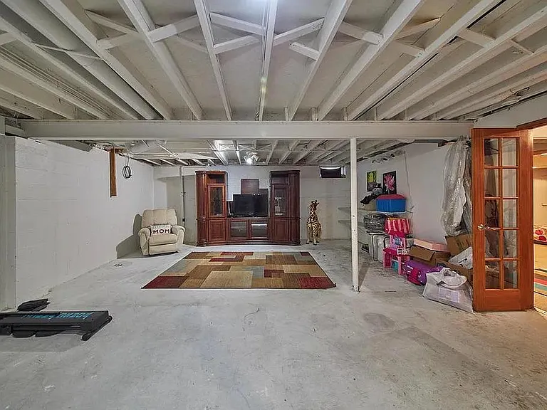 4132 Guston Pl — Photo 9