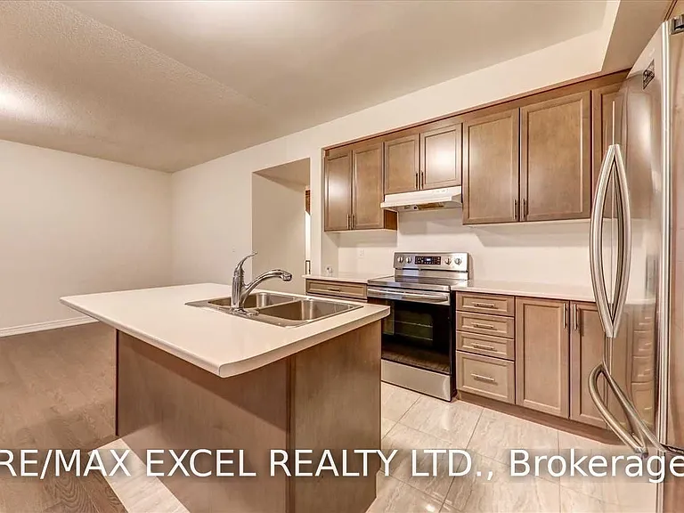 115 Luzon Ave #B — Photo 9