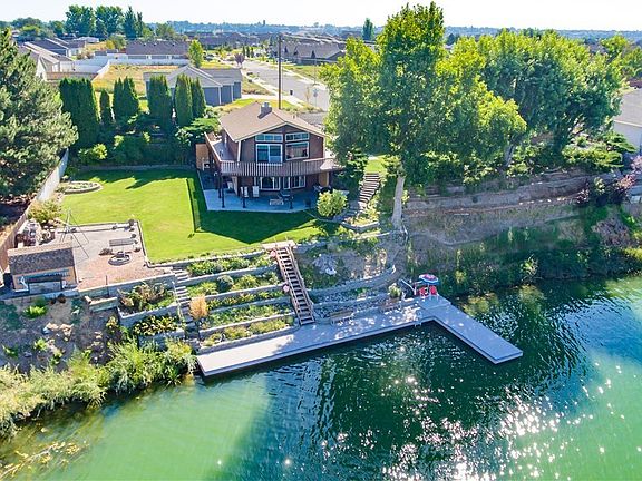 4th image of 3428 W Lakeshore Dr