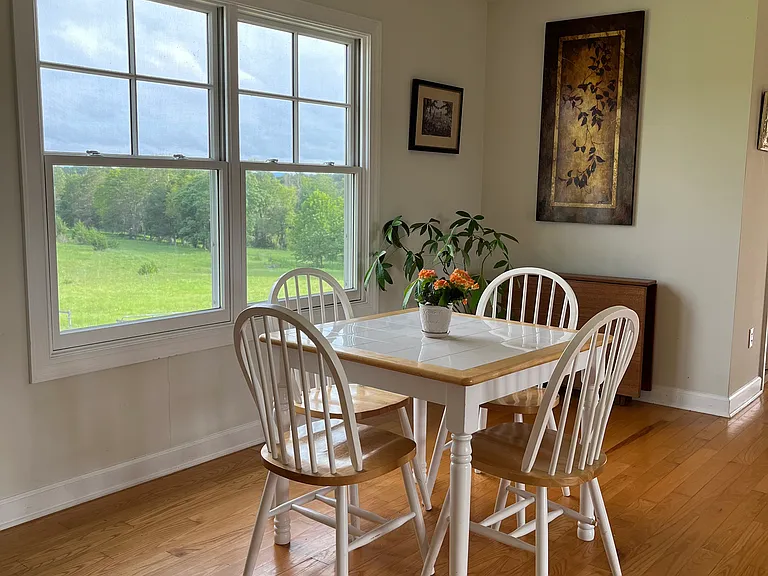 1516 James River Rd #1 — Photo 7
