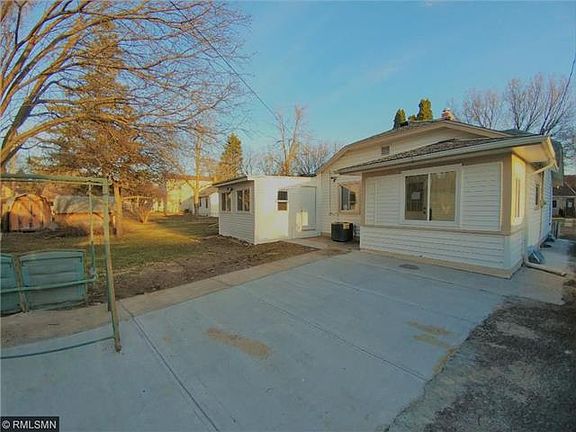 5th image of 1697 Orange Ave E