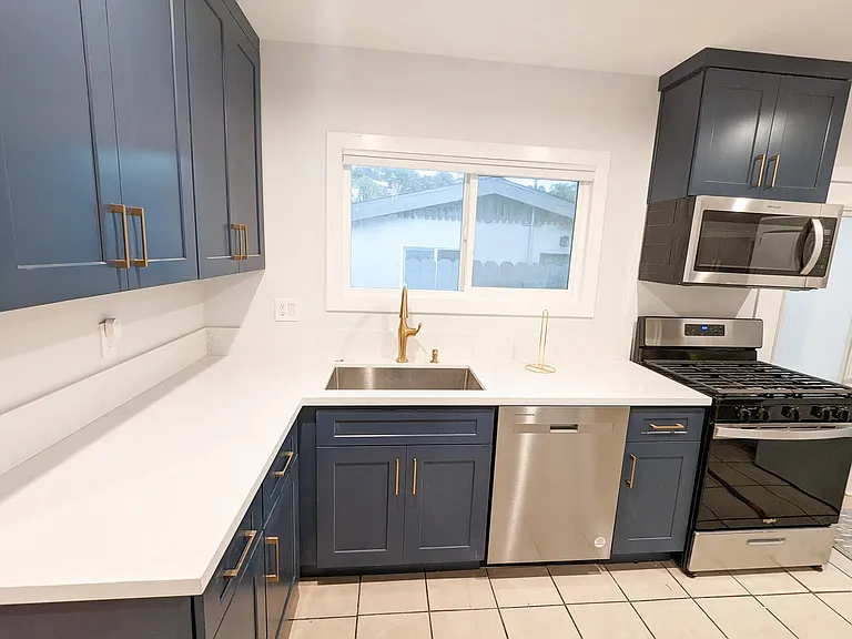 1500 S Glendale Ave #19 — Photo 6