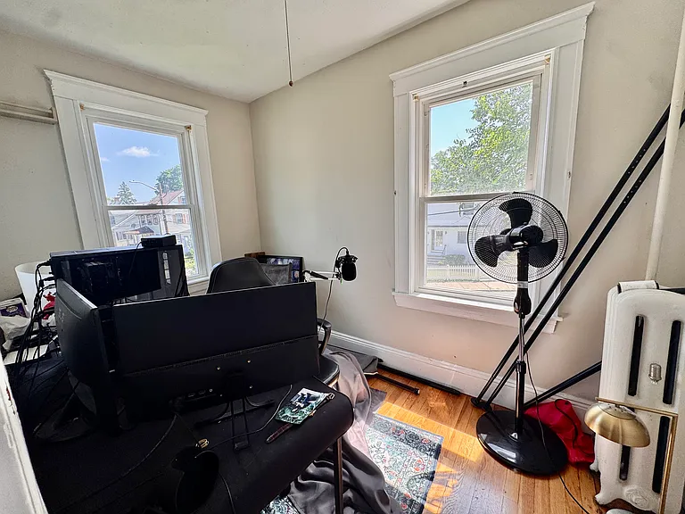 87 Burget Ave #2 — Photo 23