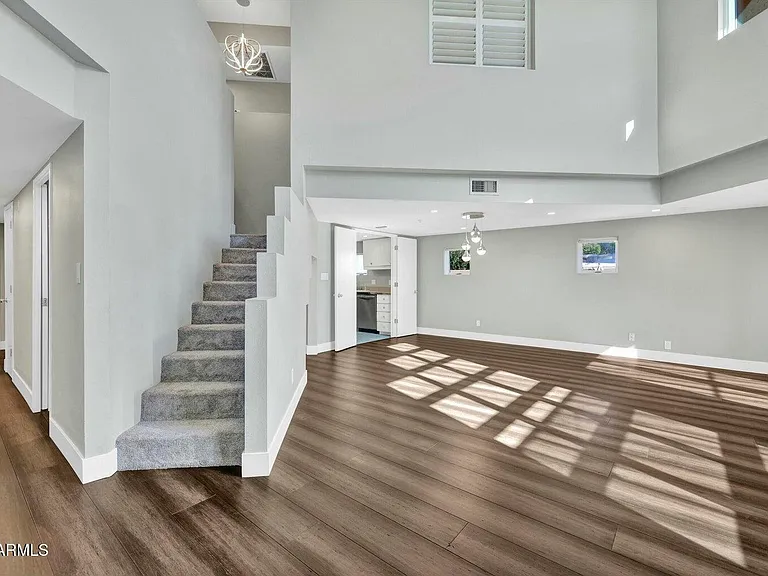 21 W Pasadena Ave #1 — Photo 3