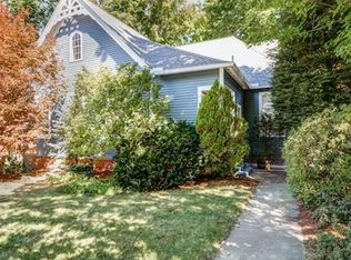 58 Holden St, Worcester, MA 01605