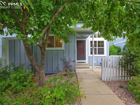 6881 Los Reyes Cir, Colorado Springs, CO 80918