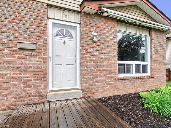 5th image of 46 Austen Ln