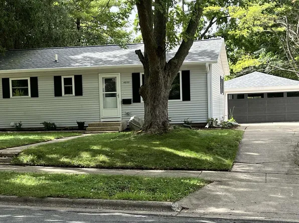 4222 School Rd, Madison, WI 53704