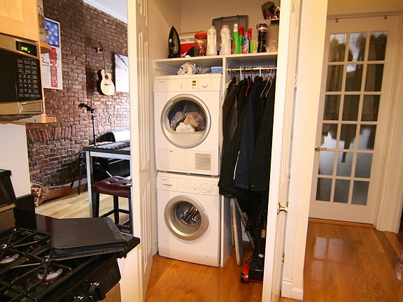 5th image of 232 W 14th St APT 3A
