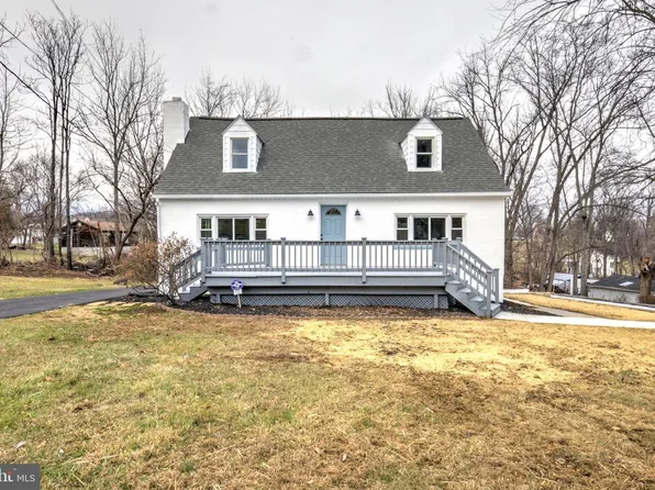 125 Irish Ln, Coatesville, PA 19320