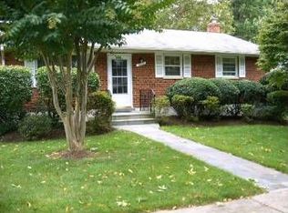 920 Snure Rd, Silver Spring, MD 20901