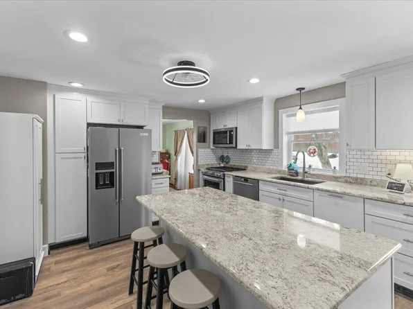 95 Park Street, Essex Junction, VT 05452