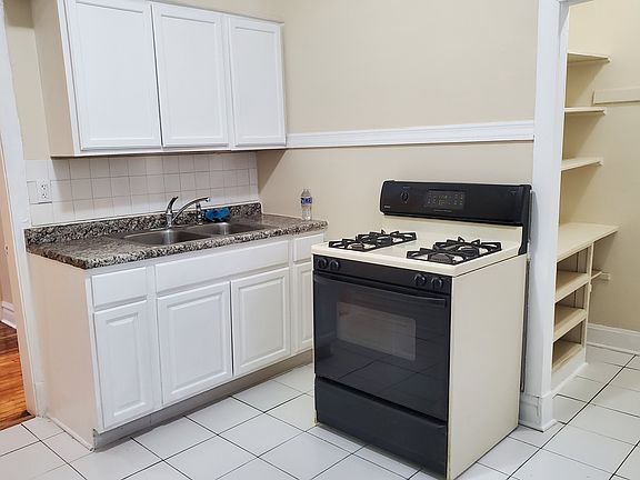 4th image of 2417 S 53rd Ave #1