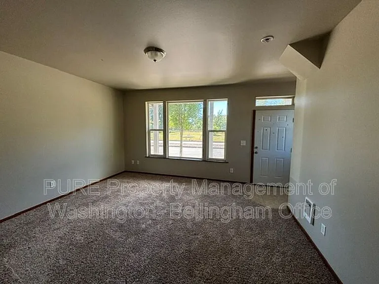 1980 Somerset St #104 — Photo 3