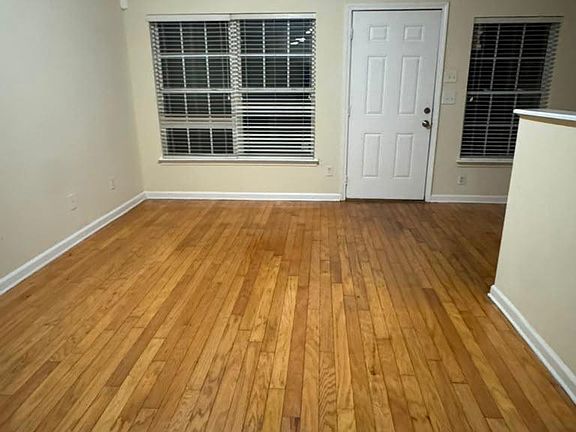 2nd image of 213 Brookview Dr