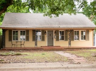 1217 S Market St, Opelousas, LA 70570