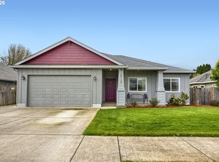 25124 Corky Ln, Veneta, OR 97487