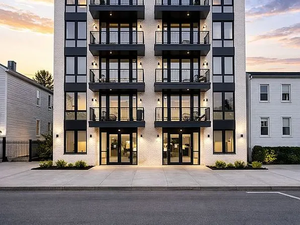 158 Somers St #2A, Brooklyn, NY 11233