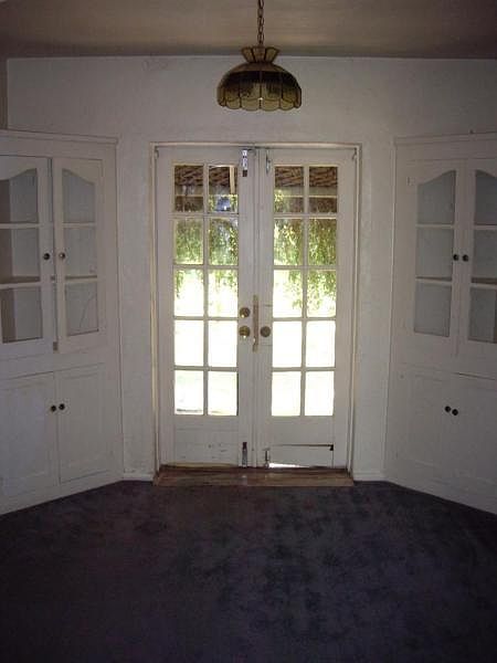2nd image of 53 E Oregon Ave