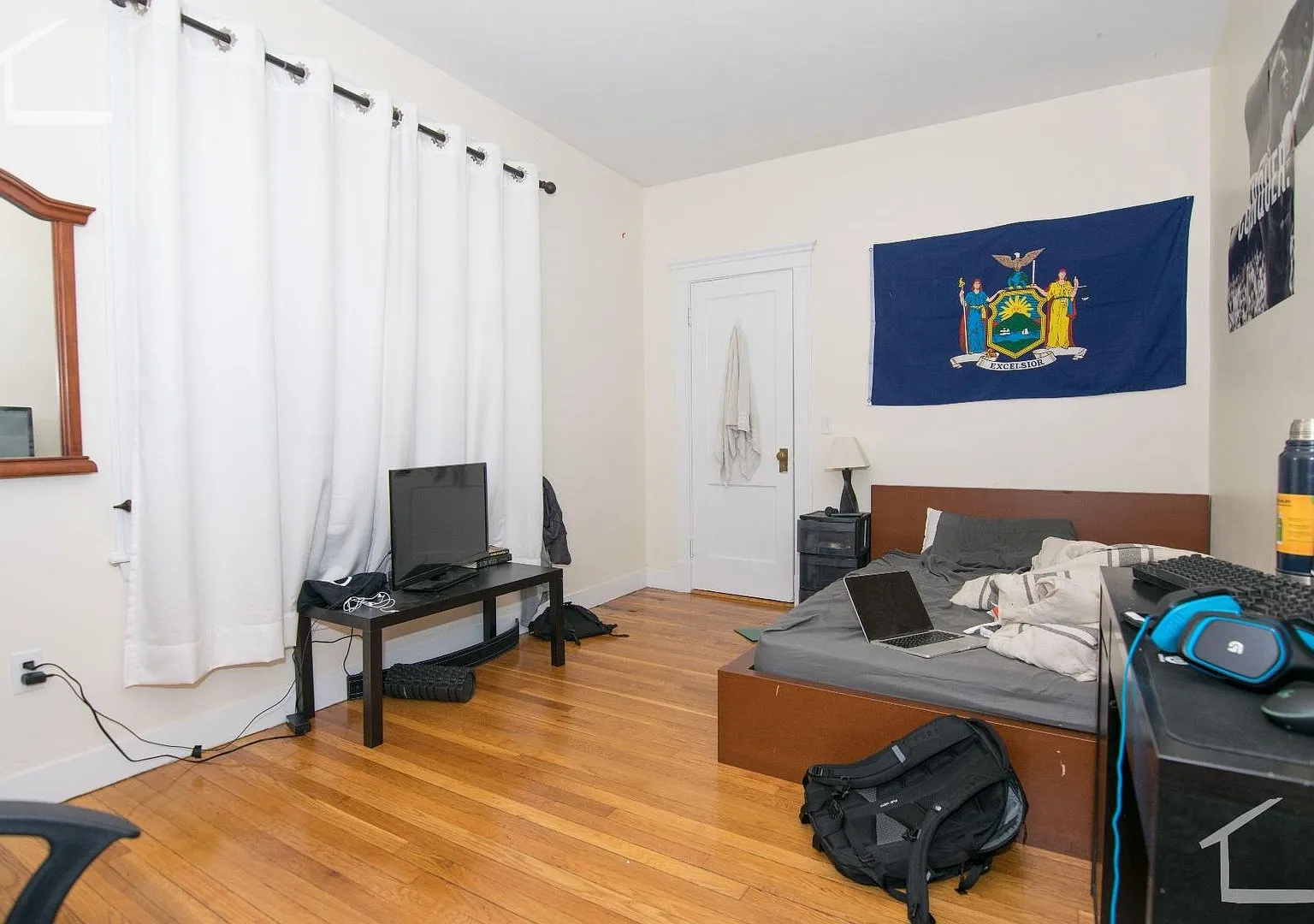 Unique and Unique BU Apt. For You 9/1/26! — Photo 3