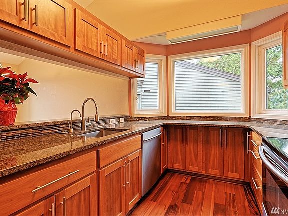 2nd image of 7012 116th Ave NE APT C