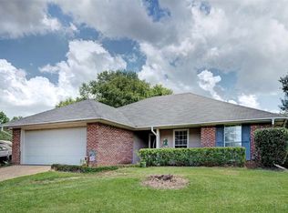 4288 Glennoak Cir, Byram, MS 39272