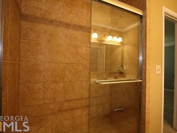 Master bedroom Shower