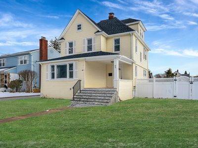 84 Wallace Street, Freeport, NY, 11520