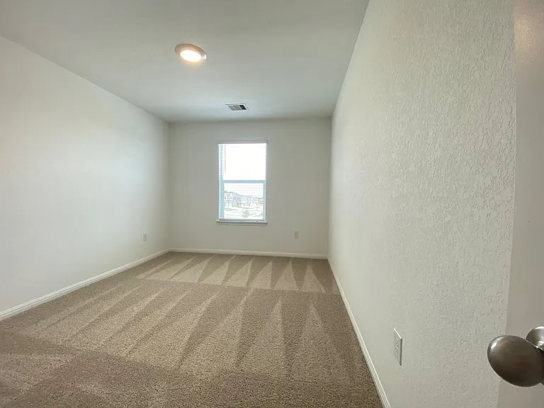 241 Saide St — Photo 27