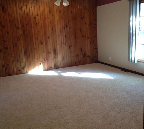4th image of 1323 E Lawn Plaza Dr