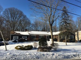 22 Highland Down, Shoreham, NY 11786