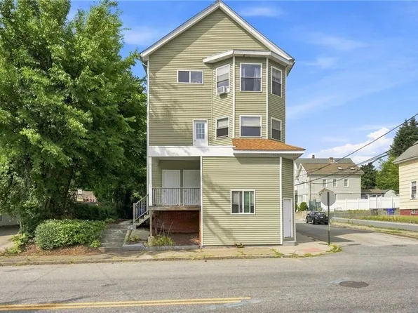 419-421 Orms St, Providence, RI 02908
