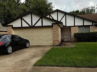 10415 White Fawn Dr, Houston, TX 77041