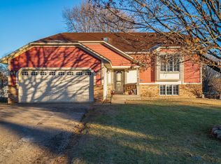 8872 Acadia Rd, Woodbury, MN 55125
