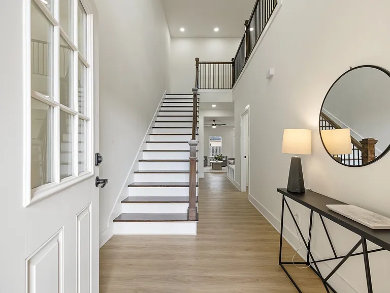 316A Tampa Dr — Photo 2