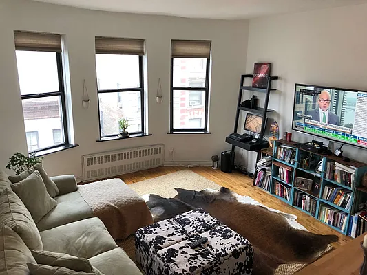 Rented by CNYC Apartments | media 3