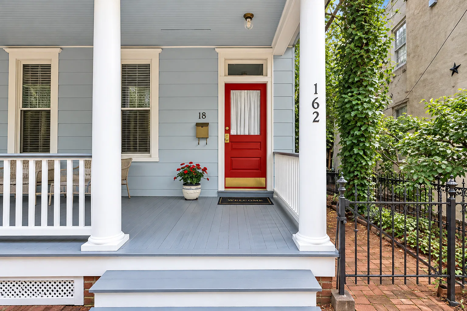 4 bed, 2.5 bath, 1750 sqft, $4,000 — Photo 2