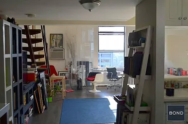 Rented by Bond New York